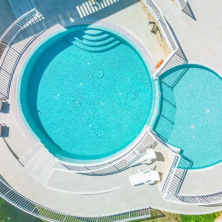 Brand New Property, Swimming Pool * Guia (Faro)